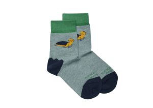 Vrolijke kindersokken met print in het assortiment. In de kleur beige, antraciet. realisatie missen is niet duurzaam