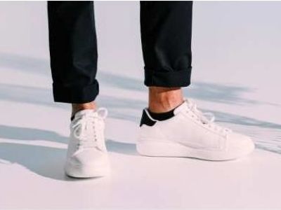 sneakersokken zonder naad, lekker zacht, zonder bamboe voor dames. Een fijn product en materiaal aan je been. Kies je kleur en voeg toe aan winkelwagen